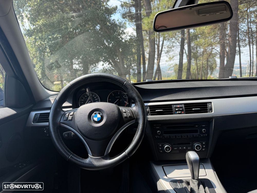 BMW 320 d Auto - 6