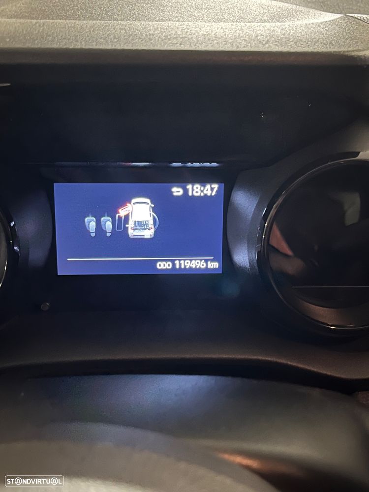 Toyota Yaris 1.5 VVT-i Square Collection - 7