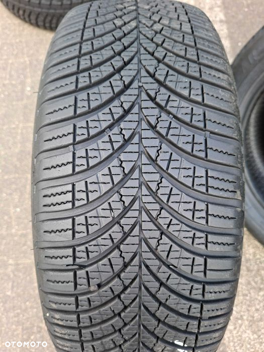 205/55R16 94V Goodyear Vector4seasons gen-3 para całoroczne PC31 2024 - 7