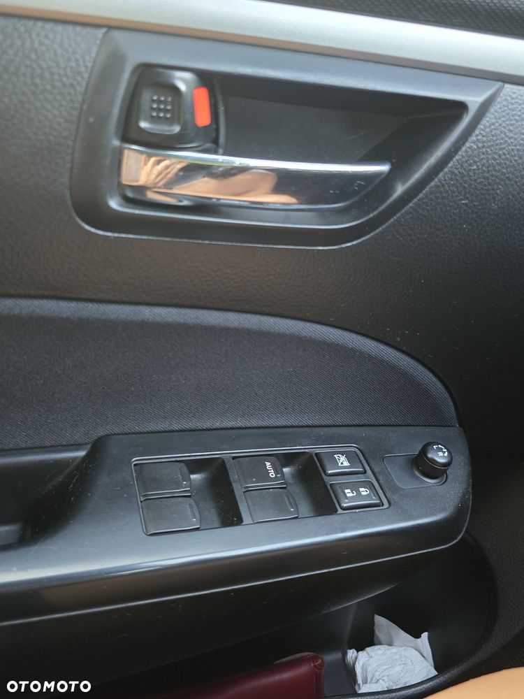 Suzuki Swift - 5
