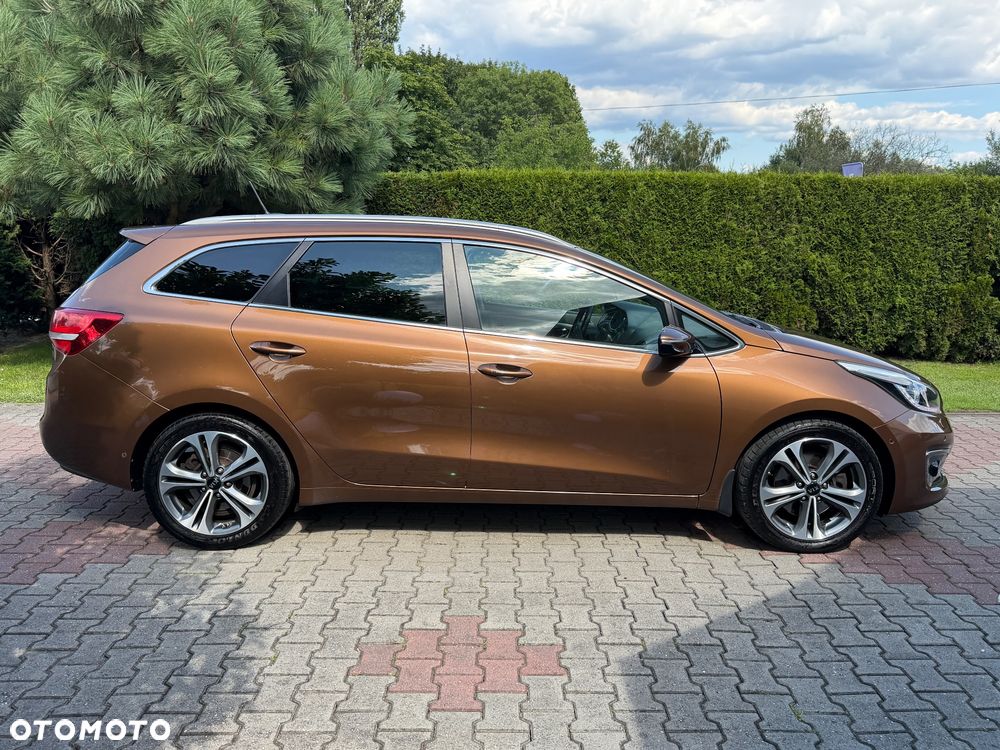 Kia Ceed 1.6 CRDi 136 ISG Platinum Edition - 9