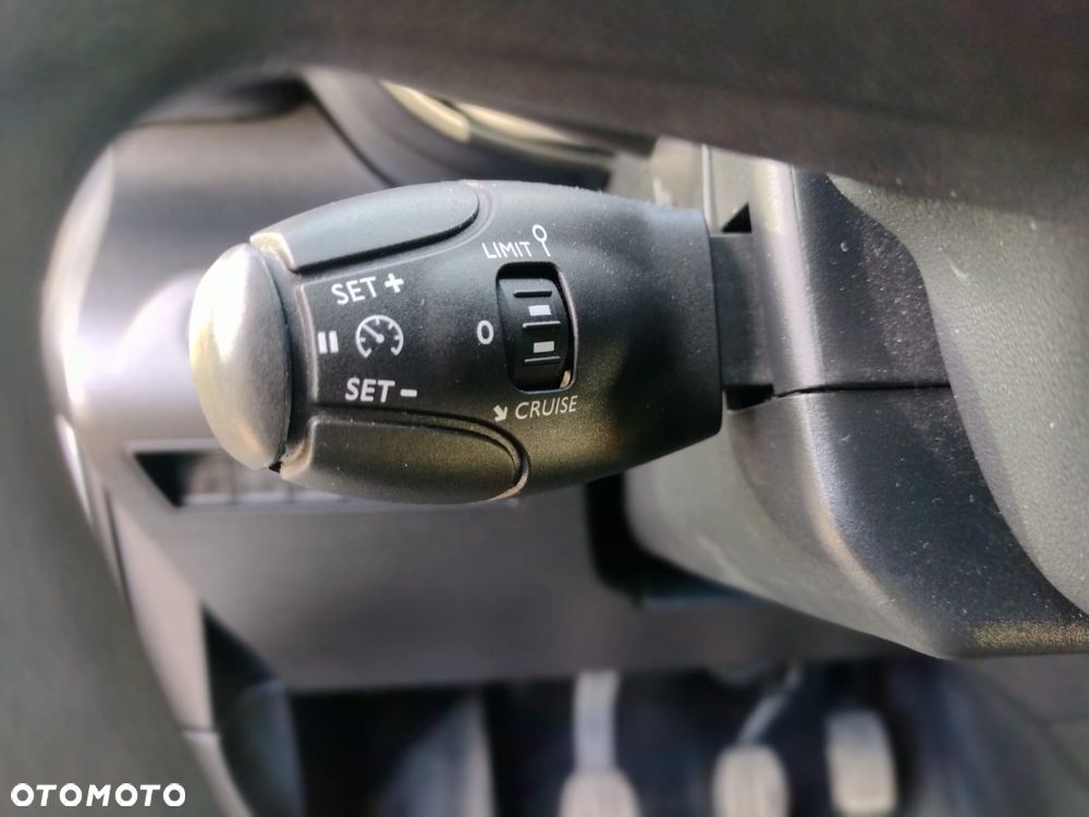 Toyota PROACE CITY L2H1 Krajowy 3 Osoby mały przebieg - 24