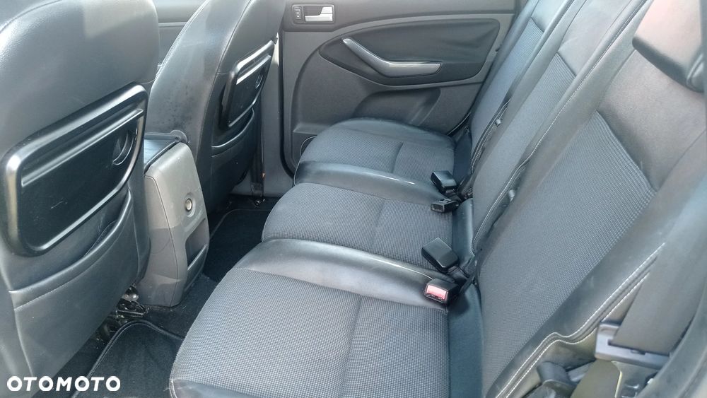 Ford C-MAX 1.8 Titanium - 41