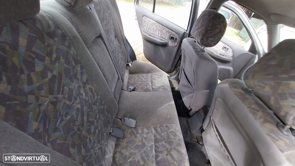 Nissan Almera 1.4 GX+AC - 16
