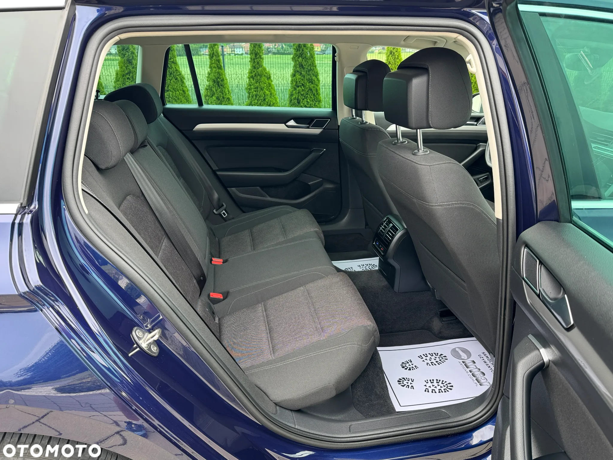 Volkswagen Passat 2.0 TDI BMT Highline - 35