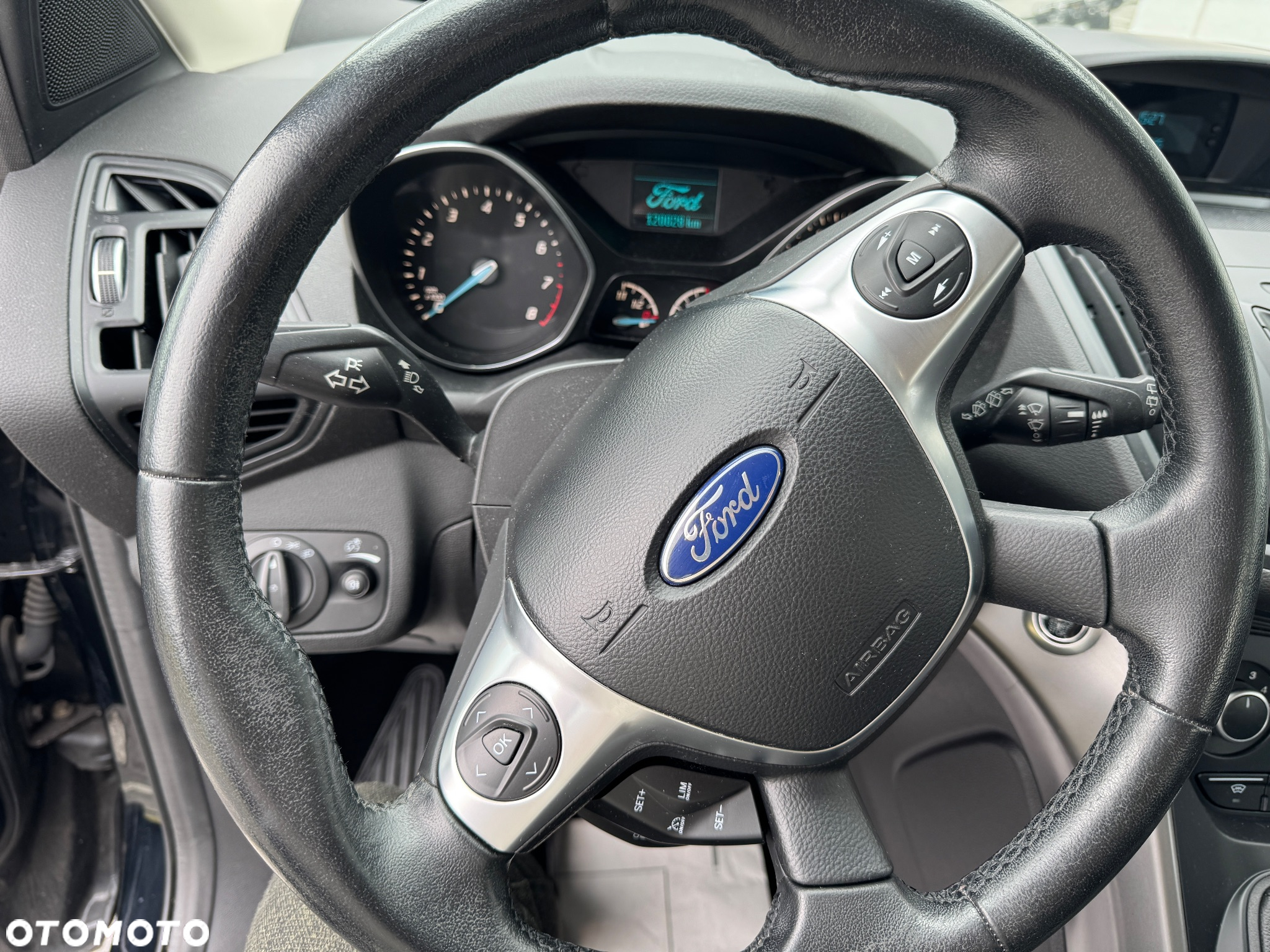 Ford Kuga 1.5 EcoBoost FWD Trend - 12