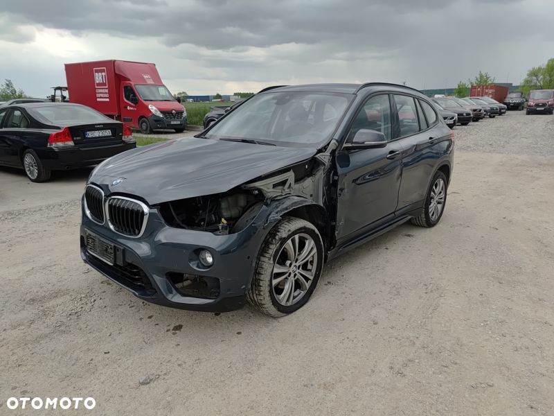 BMW X1 sDrive18i Advantage - 25