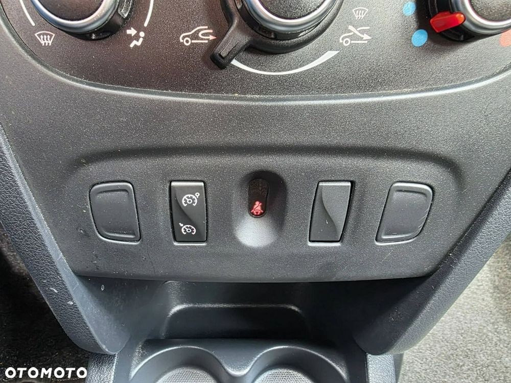 Dacia Sandero Stepway TCe 90 (S&S) Celebration - 22