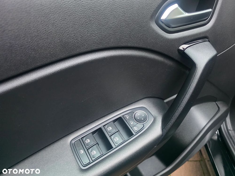 Renault Captur - 29