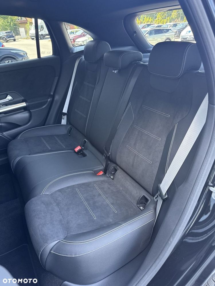 Mercedes-Benz GLA 200 mHEV AMG Line 7G-DCT - 29