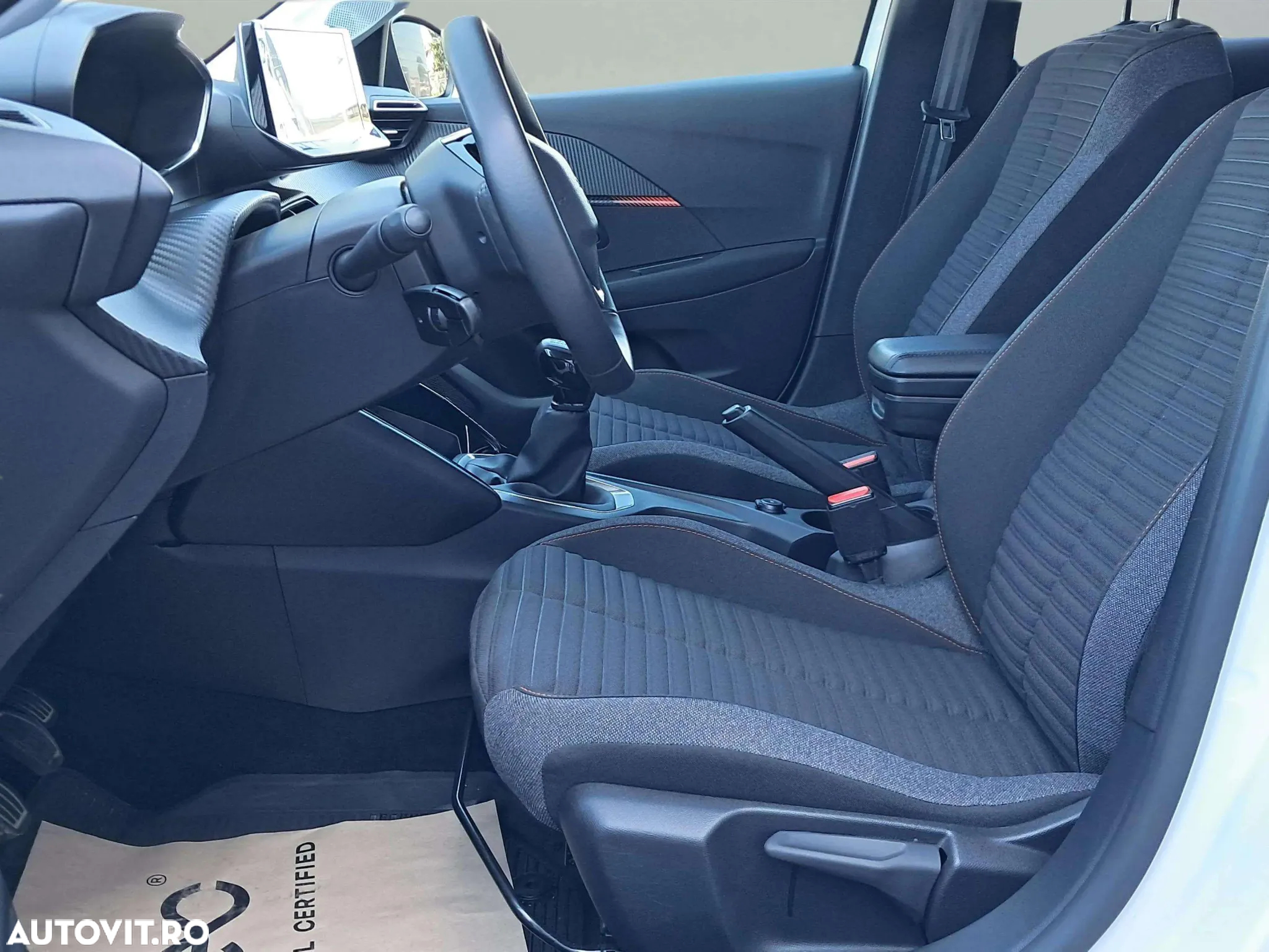 Peugeot 208 1.2 L PureTech STT Active Pack - 5