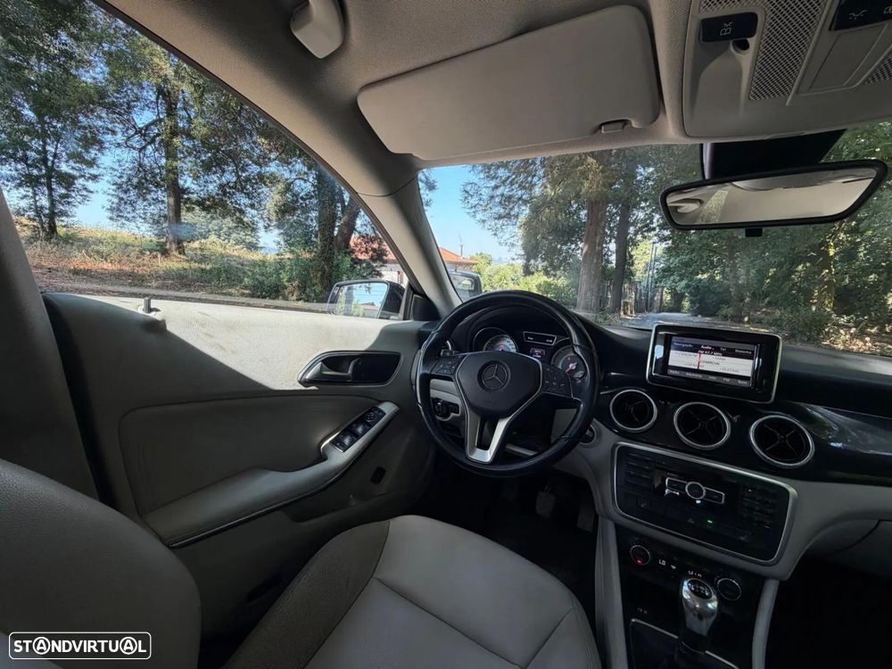 Mercedes-Benz CLA 200 CDI AMG Line — fotografia 19