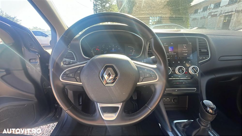 Renault Megane TCe 140 GPF Zen - 11