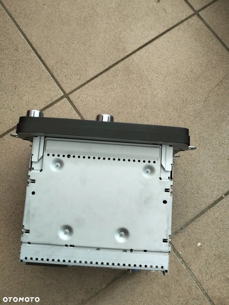 Radio samochodowe Volkswagen Polo V OE 3C0 035 270 - 2