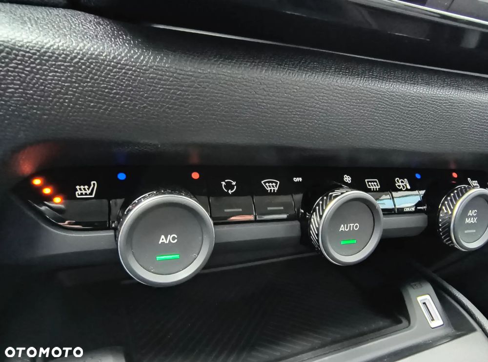 Citroën C4X 1.2 PureTech Feel Pack S&S EAT8 - 24