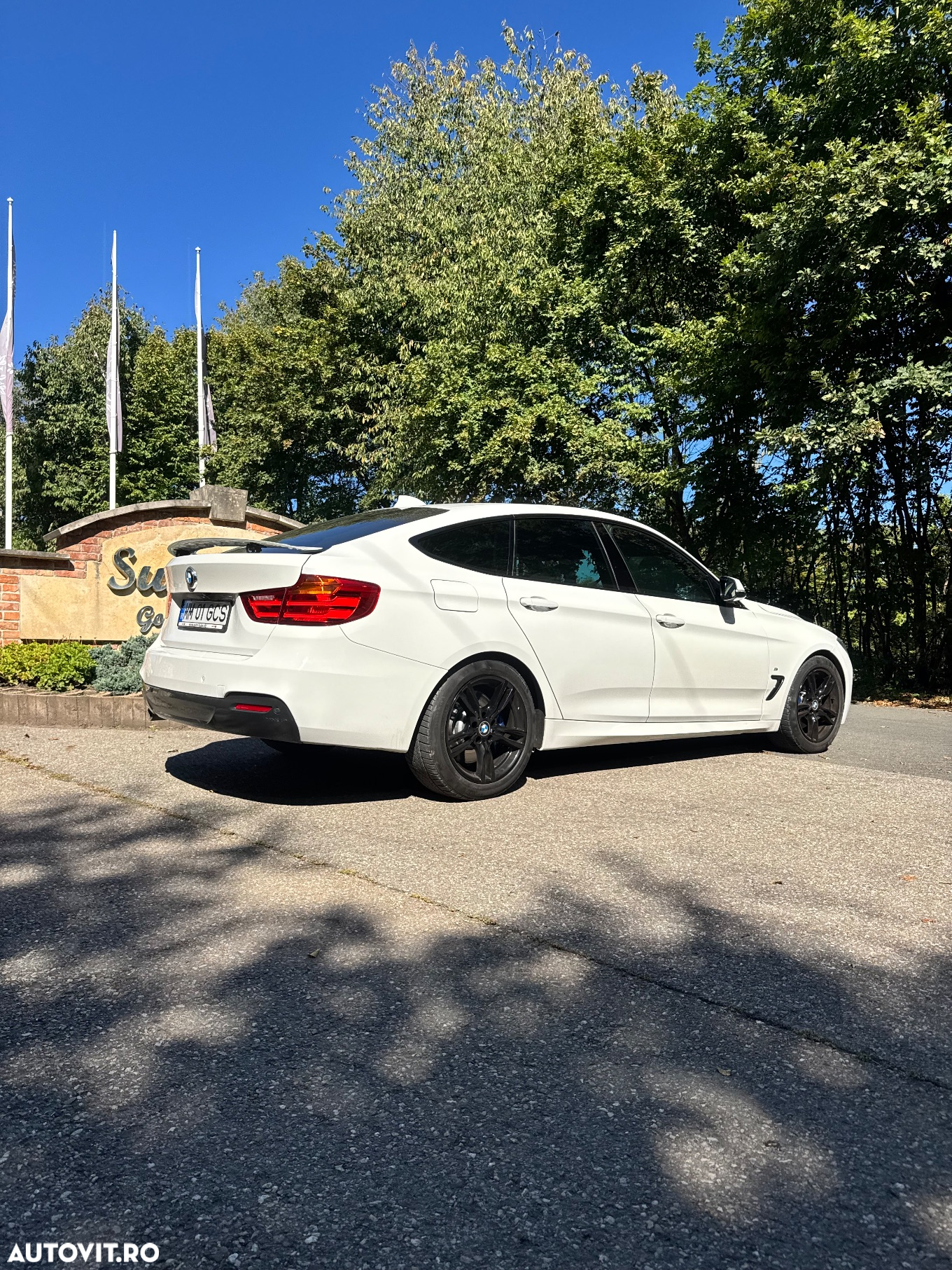 BMW Seria 3 320d - 29