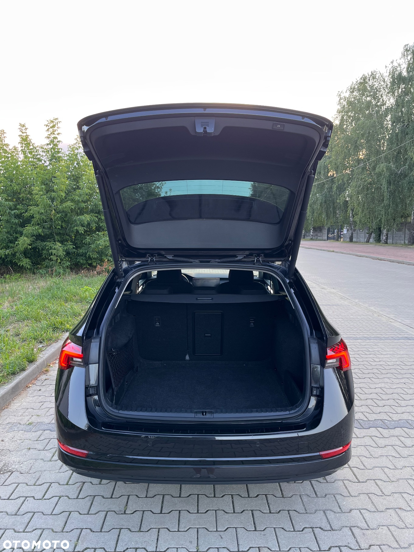 Skoda Octavia 2.0 TDI Style DSG - 11