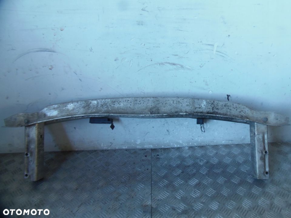 BELKA ZDERZAKA TYŁ Audi A4 B6 SEDAN - 3