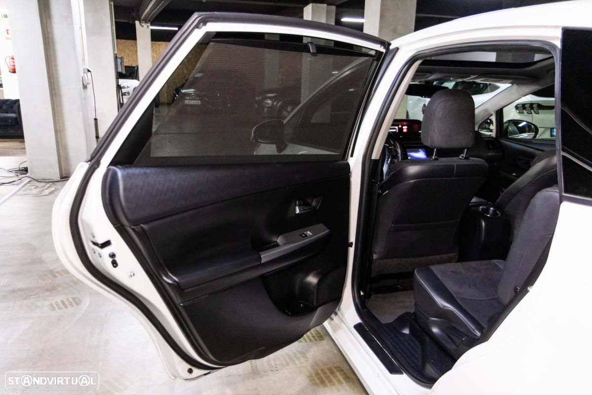 Toyota Prius+ - 50