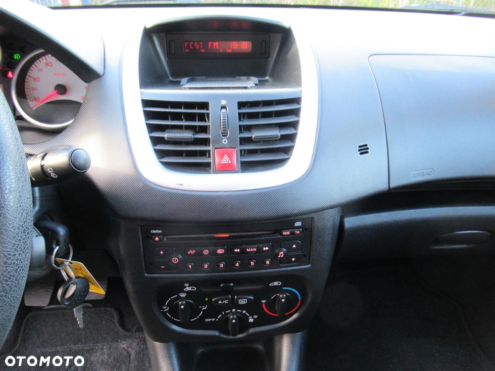 Peugeot 206 HDi eco 70 Filou - 11