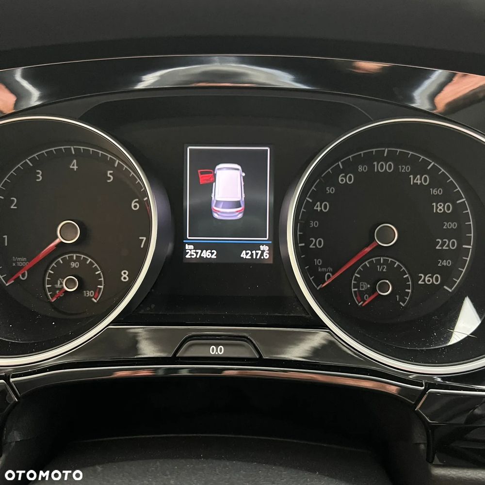 Volkswagen Touran 1.4 TSI (BlueMotion Technology) DSG Highline - 19