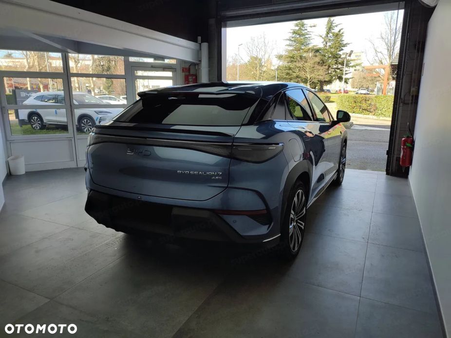 BYD Sealion 7 - 5