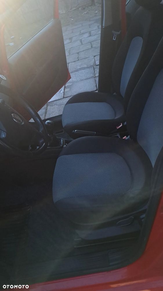 Fiat Punto - 18