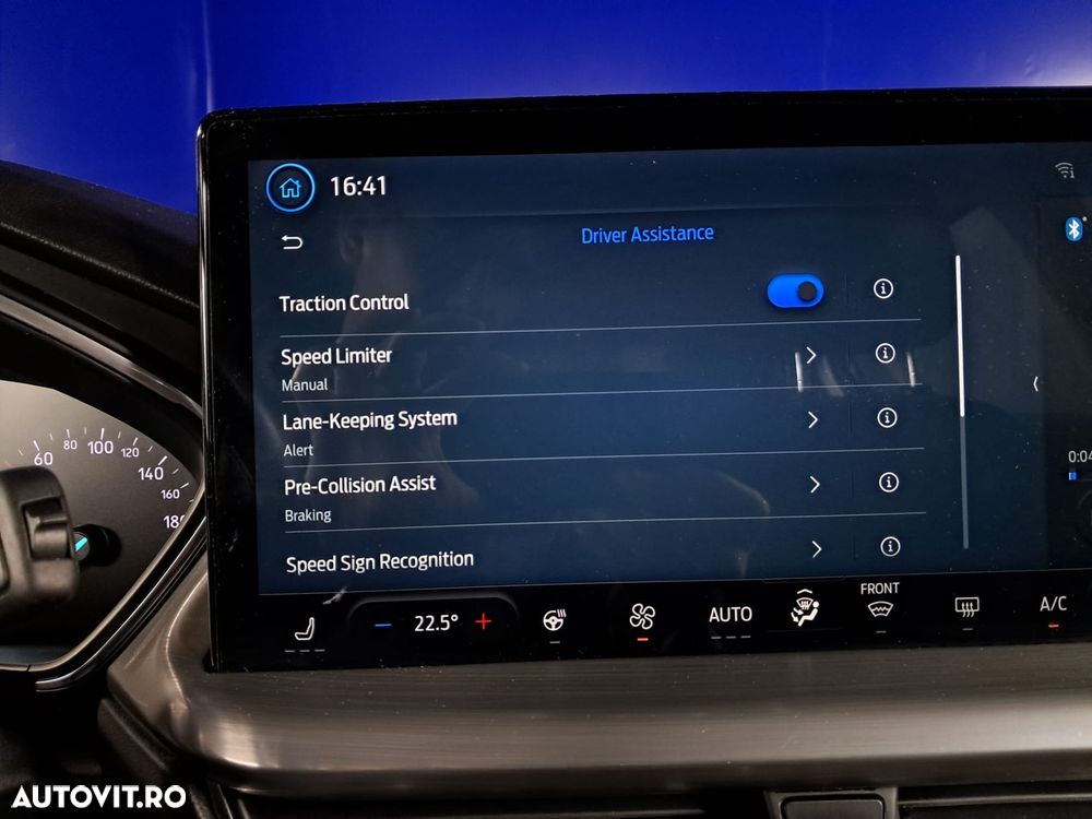 FORD Focus 2022 — imagine 20