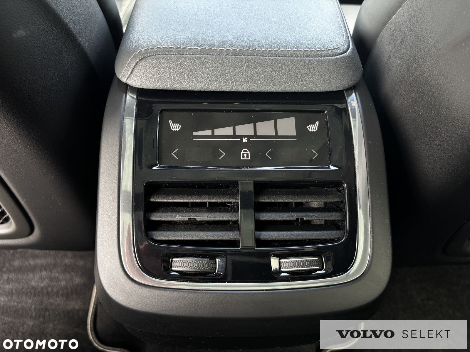 Volvo XC 60 - 23