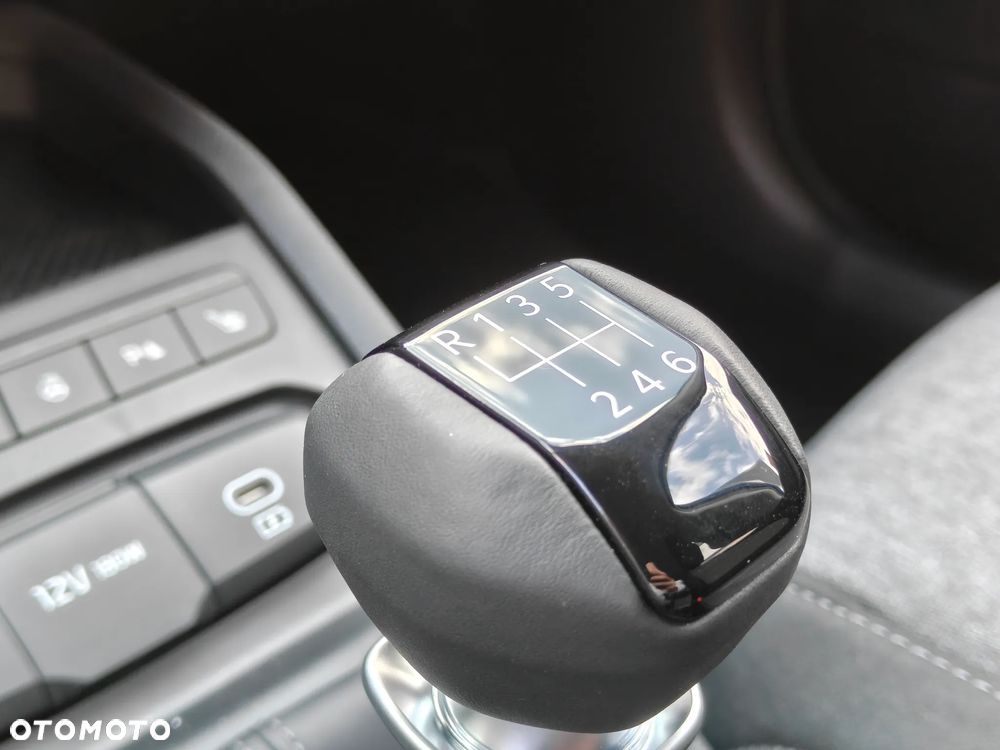 Kia Stonic 1.0 T-GDI M - 14