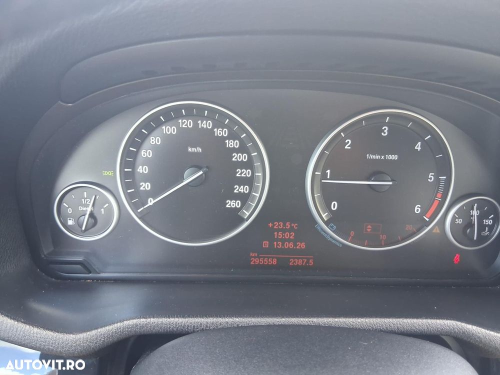 BMW X3 xDrive20d - 16