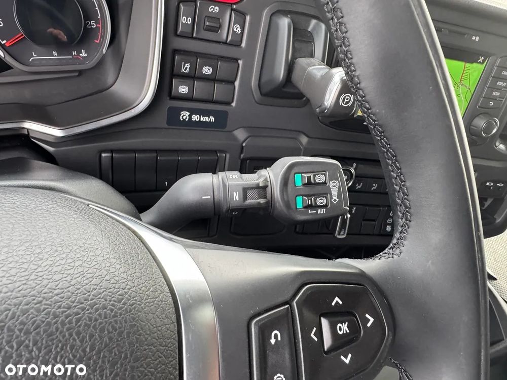 Scania 500 S / ACC / CAŁA NA PODUCHACH / OBRACANY FOTEL / RETARDER/ DUŻA NAVI / VIRTUAL KOKPIT / Z NIEMIEC - 37