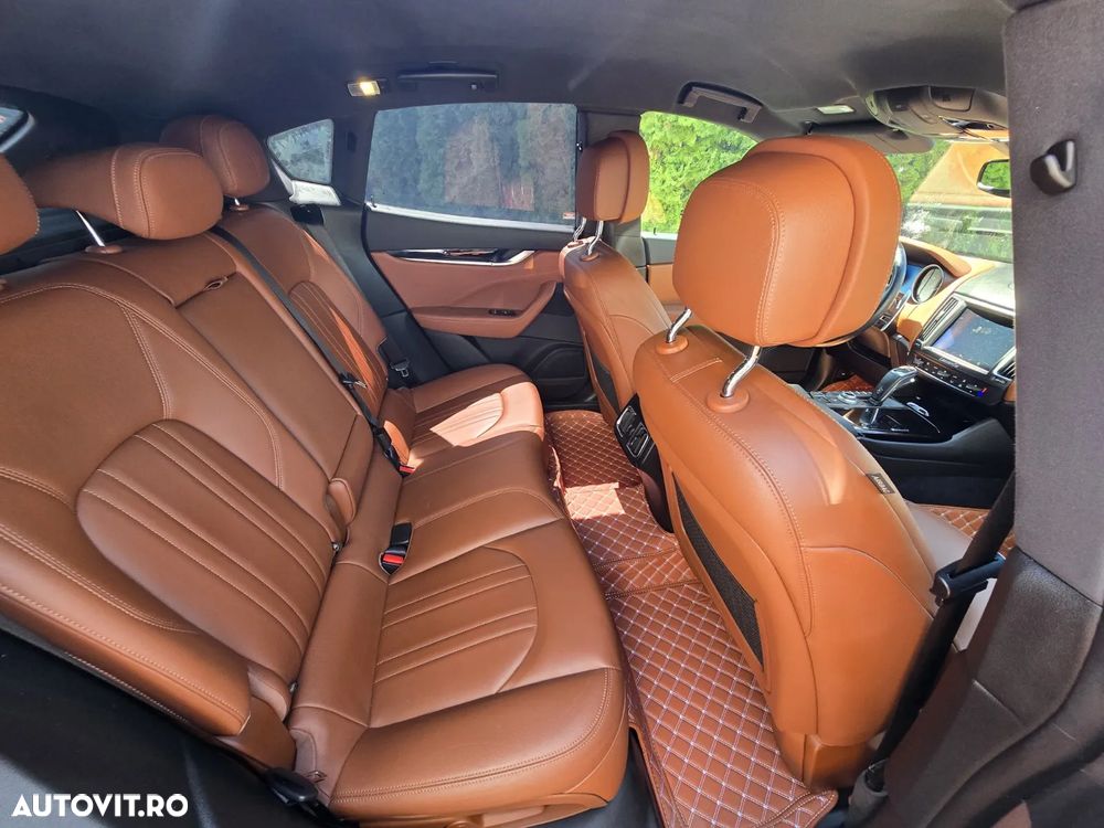 Maserati Levante Q4 GranLusso - 7