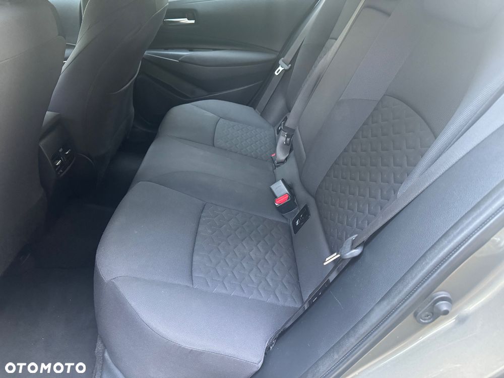 Toyota Corolla - 17
