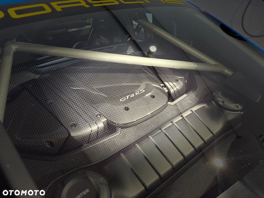 Porsche 718 Cayman GPF GT4 RS PDK - 12