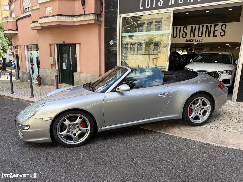 Porsche 911 (997) Carrera 4 S - 13