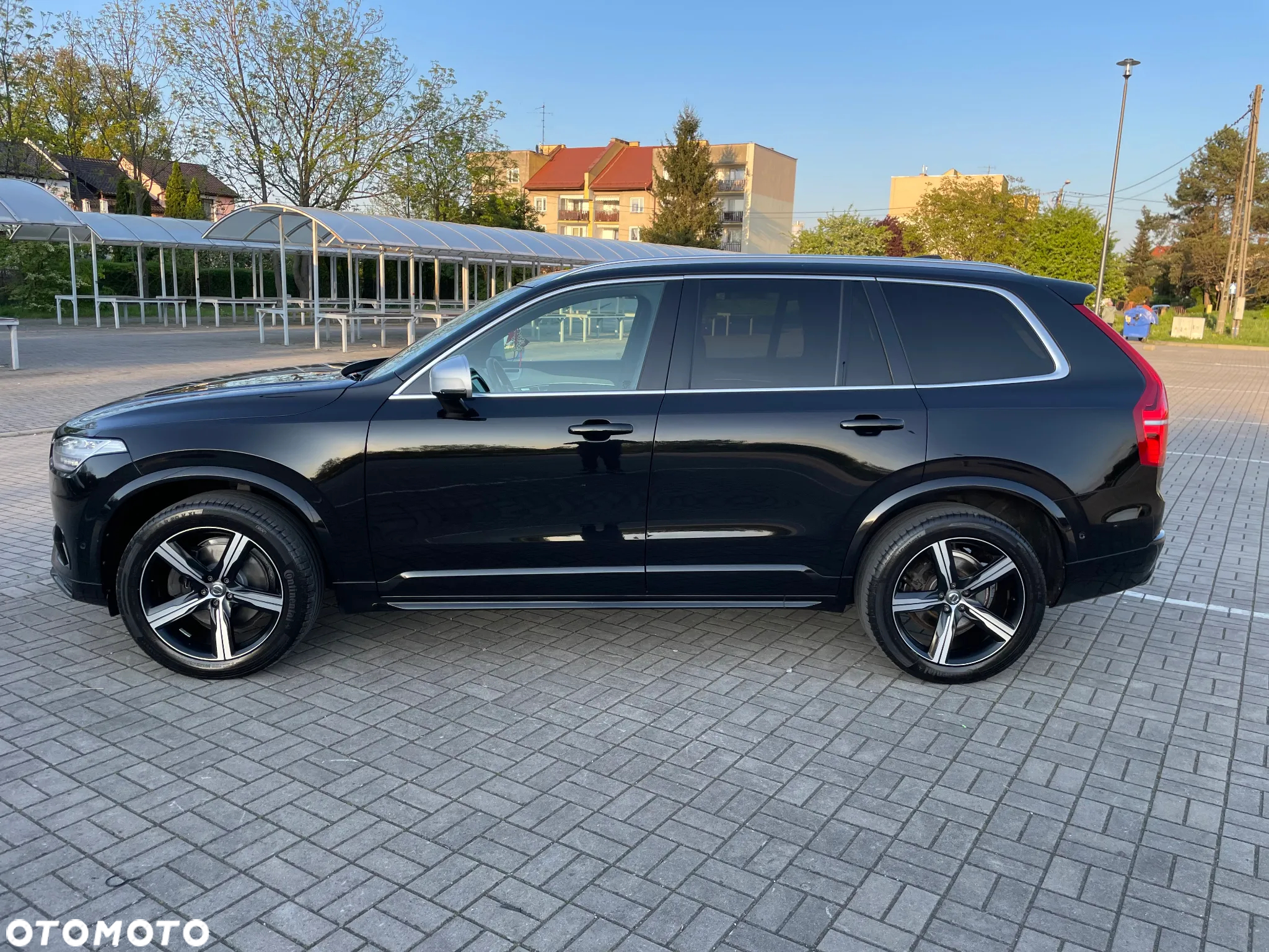 Volvo XC 90 D5 AWD R-Design - 4