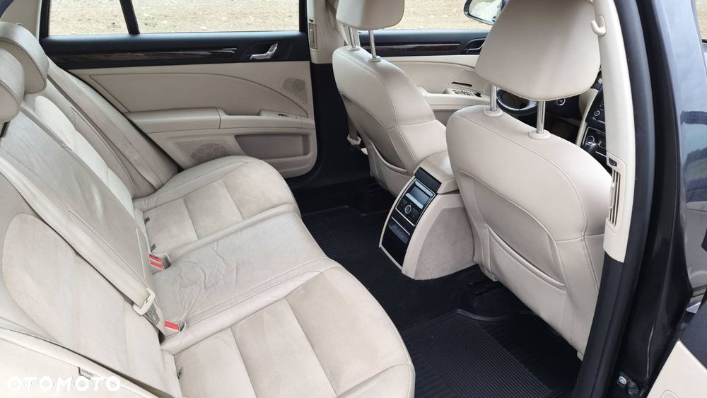 Skoda Superb 2.0 TDI Elegance DSG - 17