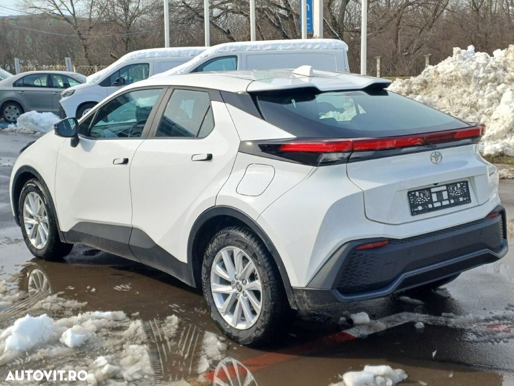Toyota C-HR - 5