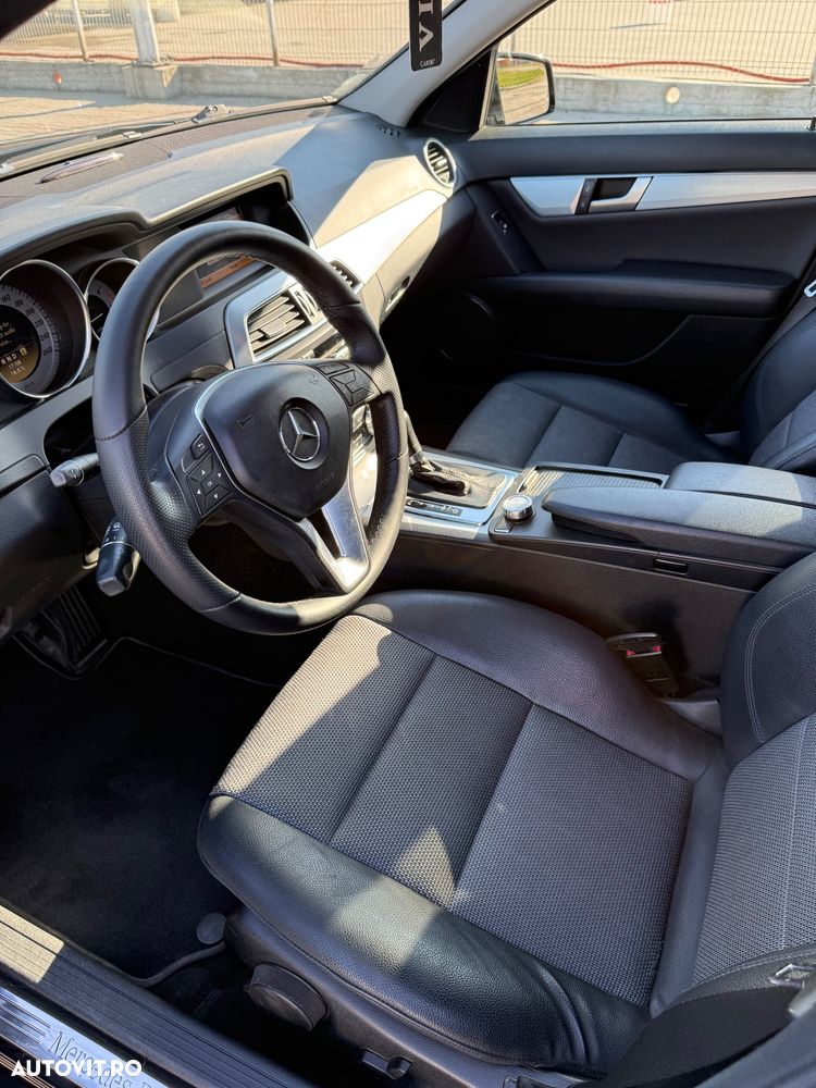 Mercedes-Benz C - 6