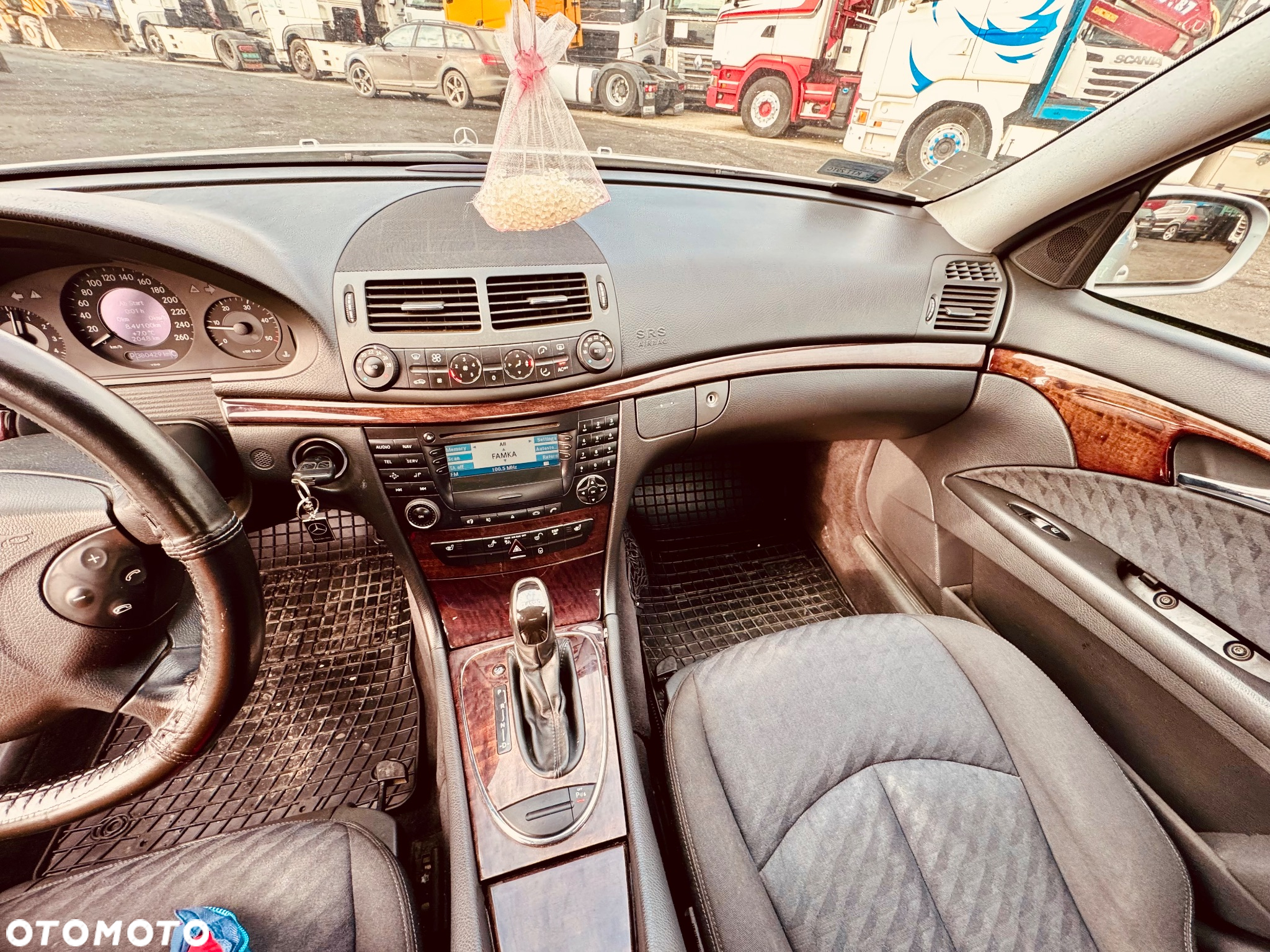 Mercedes-Benz Klasa E 320 CDI Classic - 7