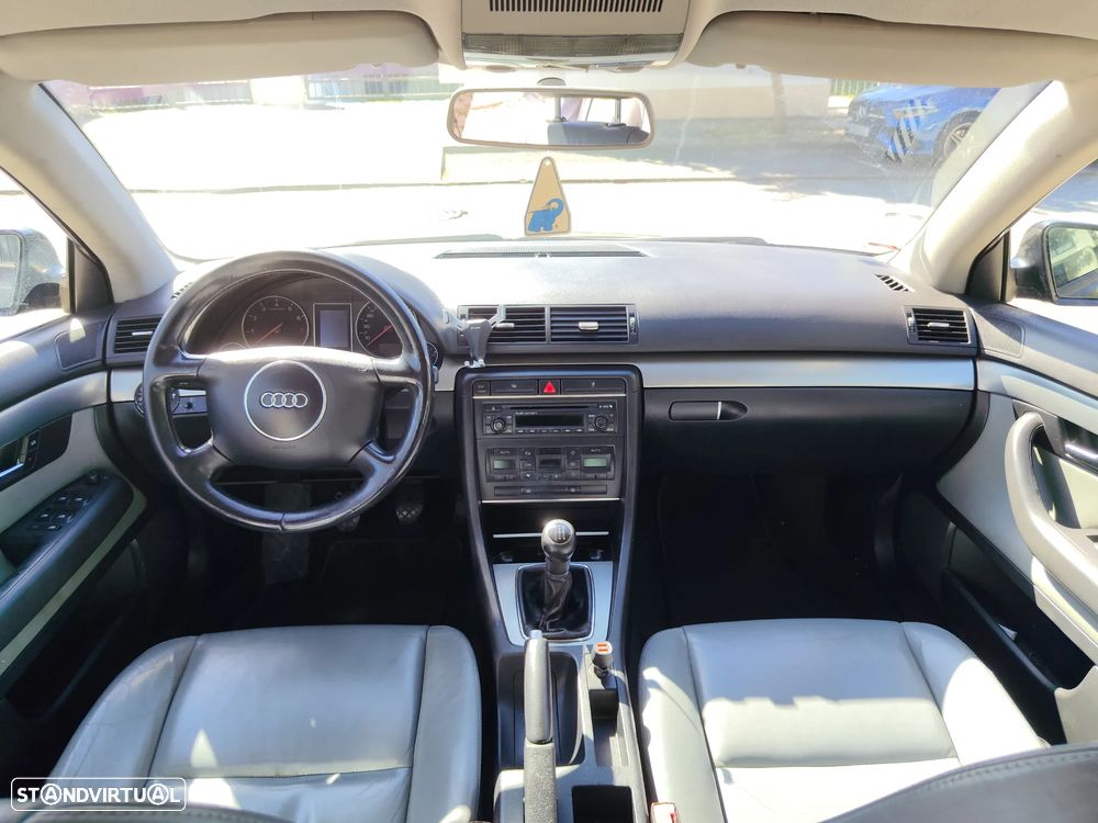 Audi A4 Avant 1.6 Exclusive - 7