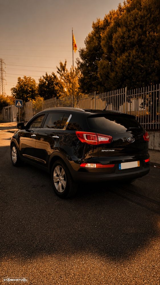 Kia Sportage 1.7 CRDI ISG EX - 9
