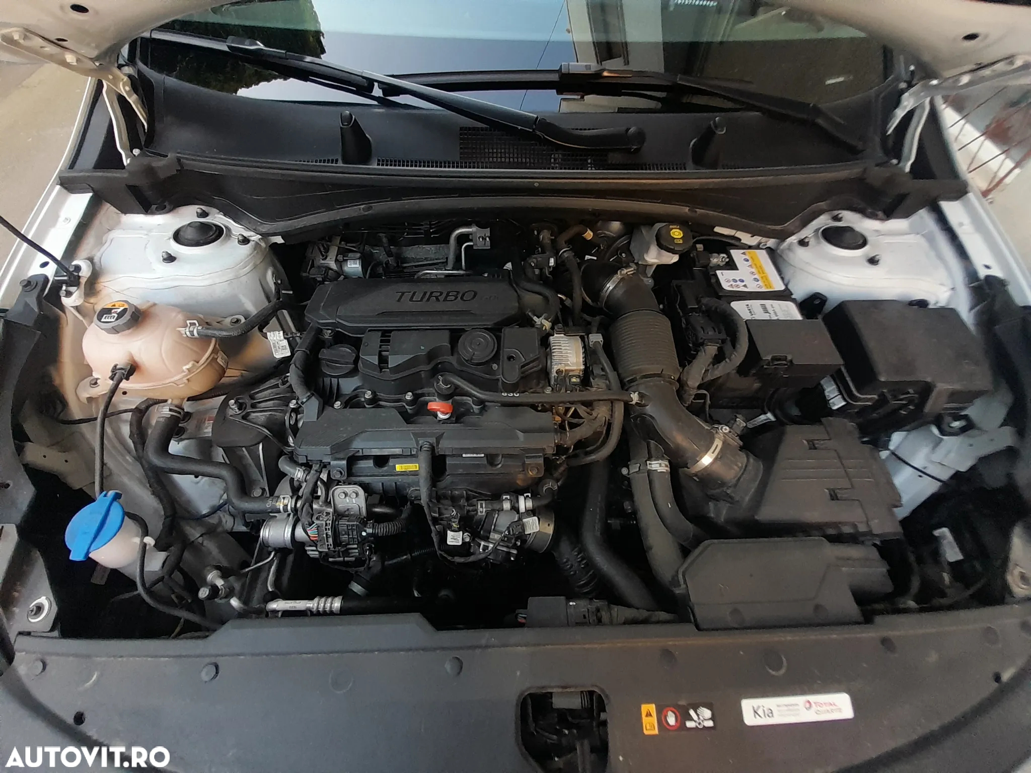 Kia Sportage 1.6 T-GDI 6MT 4x2 Urban - 11