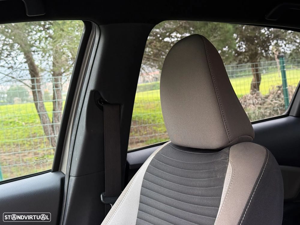 Toyota Yaris 1.5 HSD Square Collec.Bronze - 47