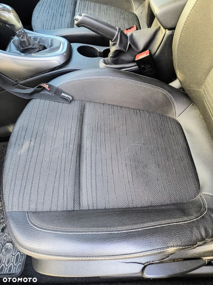 Opel Astra IV 1.4 T Active - 14