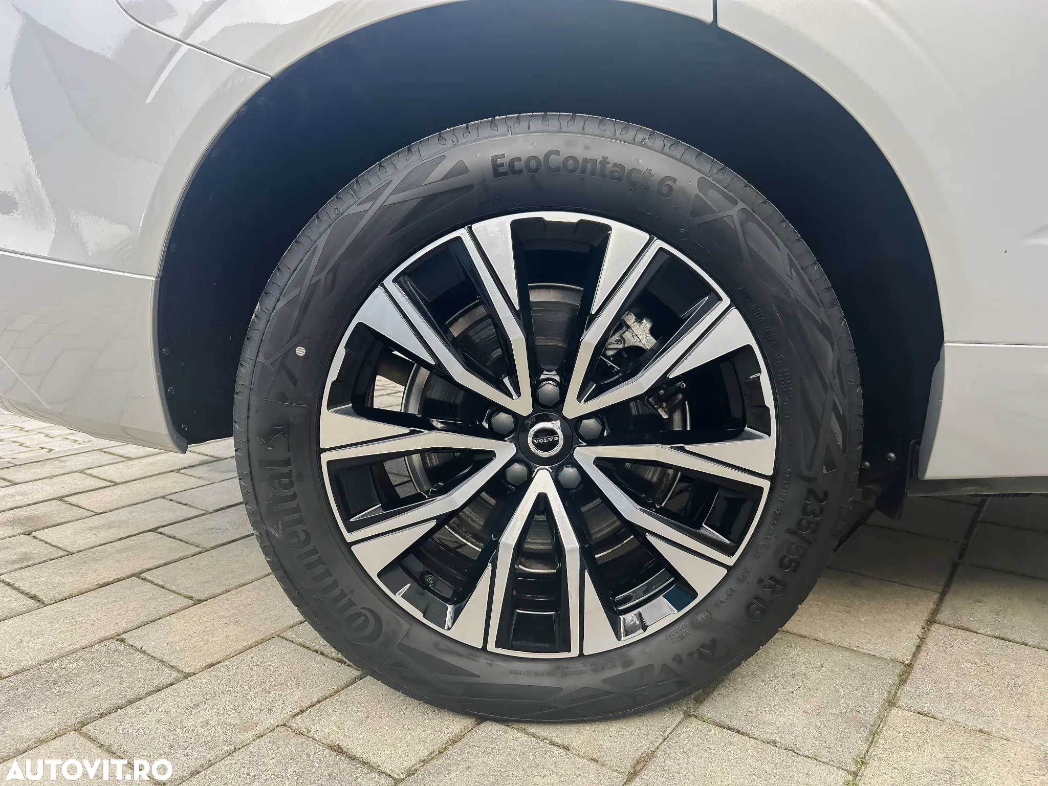 Volvo XC 60 B4 MHEV AT FWD Core - 8