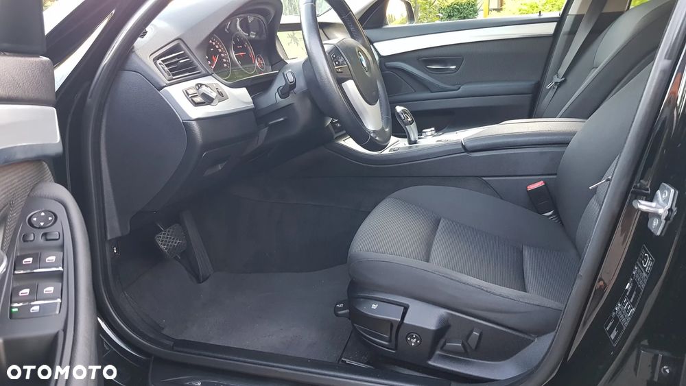 BMW Seria 5 520d Modern Line - 25