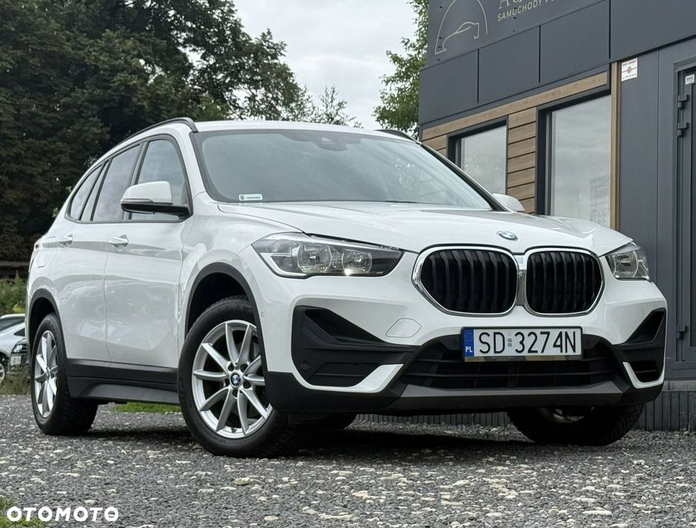 BMW X1 sDrive18i GPF xLine - 3