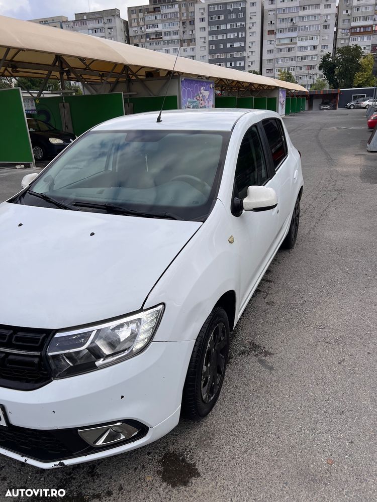 Dacia Sandero - 1